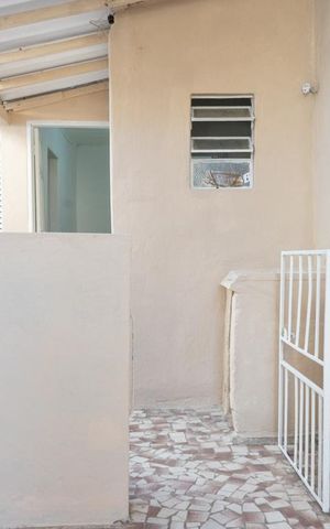 Casa à venda com 154m², 5 quartos e 3 vagas Casa à venda com 154m², 5 quartos e 3 vagasCasa 2