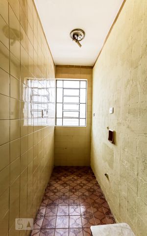 Casa à venda com 154m², 5 quartos e 3 vagas Casa à venda com 154m², 5 quartos e 3 vagasCasa 1