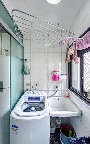 Apartamento à venda com 118m², 3 quartos e 1 vagaÁrea de Serviço