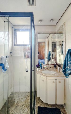Apartamento à venda com 118m², 3 quartos e 1 vagaBanheiro da Suíte