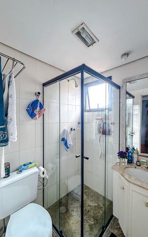 Apartamento à venda com 118m², 3 quartos e 1 vagaBanheiro da Suíte