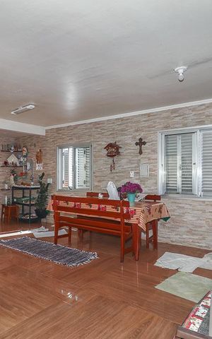 Casa à venda com 600m², 6 quartos e 4 vagasSala 1