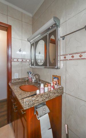 Casa à venda com 600m², 6 quartos e 4 vagasBanheiro da Suíte