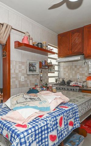 Casa à venda com 600m², 6 quartos e 4 vagasCozinha