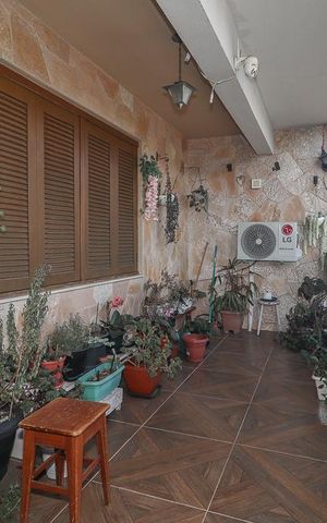 Casa à venda com 600m², 6 quartos e 4 vagasVaranda