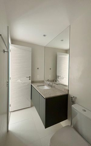 Apartamento à venda com 71m², 2 quartos e 1 vaga Apartamento à venda com 71m², 2 quartos e 1 vagaSuíte - banheiro