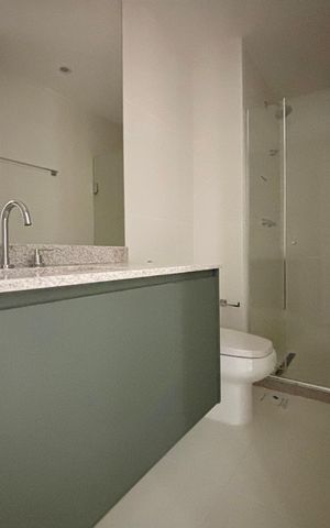 Apartamento à venda com 71m², 2 quartos e 1 vaga Apartamento à venda com 71m², 2 quartos e 1 vagaSuíte - banheiro
