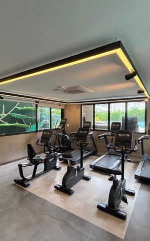 Apartamento à venda com 174m², 3 quartos e 1 vaga Apartamento à venda com 174m², 3 quartos e 1 vagaÁrea comum - academia 2