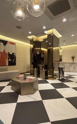 Apartamento à venda com 174m², 3 quartos e 1 vaga Apartamento à venda com 174m², 3 quartos e 1 vagaÁrea comum - salão de festas