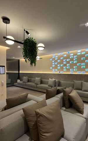 Apartamento à venda com 174m², 3 quartos e 1 vaga Apartamento à venda com 174m², 3 quartos e 1 vagaÁrea comum