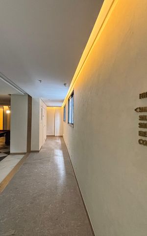 Apartamento à venda com 174m², 3 quartos e 1 vaga Apartamento à venda com 174m², 3 quartos e 1 vagaÁrea comum - salão de festas