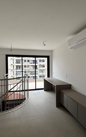 Apartamento à venda com 174m², 3 quartos e 1 vaga Apartamento à venda com 174m², 3 quartos e 1 vagaCobertura - sala 1