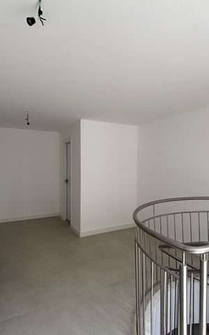 Apartamento à venda com 174m², 3 quartos e 1 vaga Apartamento à venda com 174m², 3 quartos e 1 vagaCobertura - sala 1