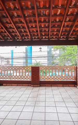 Casa para alugar com 150m², 2 quartos e 2 vagasSacada da Suíte