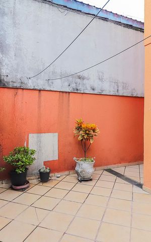 Casa para alugar com 150m², 2 quartos e 2 vagasQuintal