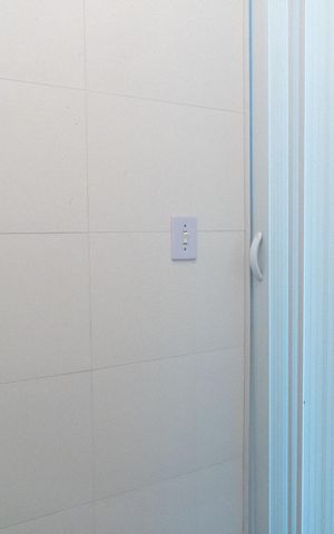 Casa à venda com 180m², 2 quartos e 2 vagas Casa à venda com 180m², 2 quartos e 2 vagasBanheiro da Suíte