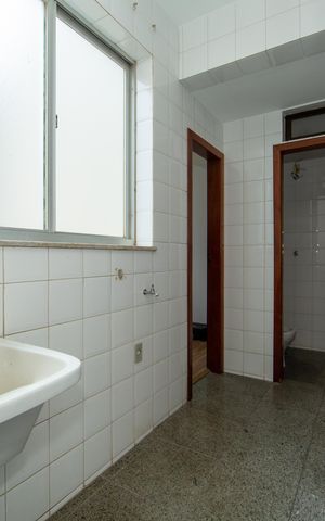 Apartamento para alugar com 120m², 4 quartos e 2 vagas Apartamento para alugar com 120m², 4 quartos e 2 vagasAREA DE SERVICO