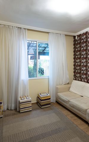Casa à venda com 420m², 4 quartos e 3 vagas Casa à venda com 420m², 4 quartos e 3 vagasQuarto 1 (Sala de TV)