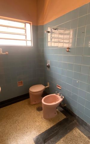 Casa para alugar com 110m², 2 quartos e 2 vagas Casa para alugar com 110m², 2 quartos e 2 vagasBanheiro 3