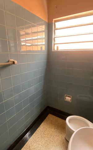 Casa para alugar com 110m², 2 quartos e 2 vagas Casa para alugar com 110m², 2 quartos e 2 vagasBanheiro 2