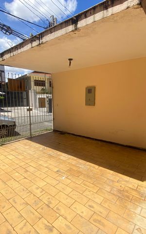 Casa para alugar com 110m², 2 quartos e 2 vagas Casa para alugar com 110m², 2 quartos e 2 vagasGaragem