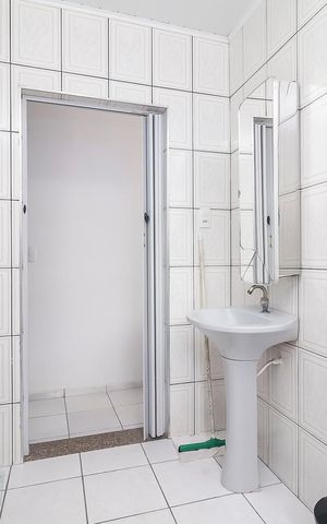 Casa à venda com 250m², 2 quartos e 5 vagasBanheiro