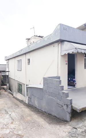 Casa à venda com 250m², 2 quartos e 5 vagasQuintal / Garagem