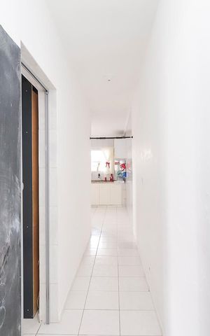 Casa à venda com 250m², 2 quartos e 5 vagasCorredor