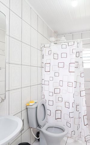 Casa à venda com 250m², 2 quartos e 5 vagasBanheiro