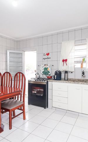 Casa à venda com 250m², 2 quartos e 5 vagasCozinha