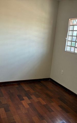 Casa para alugar com 200m², 3 quartos e sem vaga Casa para alugar com 200m², 3 quartos e sem vagaQuarto