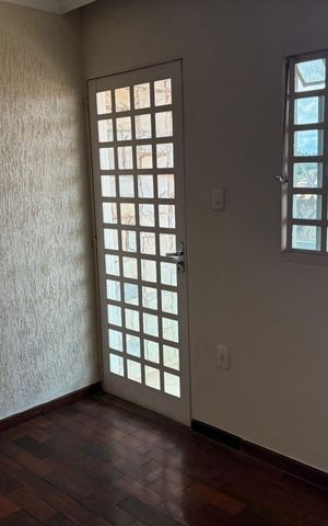 Casa para alugar com 200m², 3 quartos e sem vaga Casa para alugar com 200m², 3 quartos e sem vagaQuarto