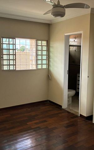 Casa para alugar com 200m², 3 quartos e sem vaga Casa para alugar com 200m², 3 quartos e sem vagaQuarto