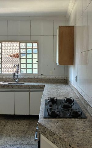 Casa para alugar com 200m², 3 quartos e sem vaga Casa para alugar com 200m², 3 quartos e sem vagaCozinha