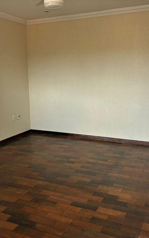 Casa para alugar com 200m², 3 quartos e sem vaga Casa para alugar com 200m², 3 quartos e sem vagaQuarto