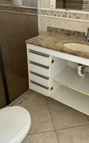 Casa para alugar com 200m², 3 quartos e sem vaga Casa para alugar com 200m², 3 quartos e sem vagaBanheiro