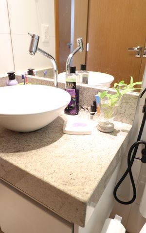 Apartamento para alugar com 64m², 2 quartos e 2 vagasBanheiro Social