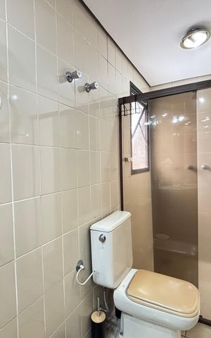 Apartamento à venda com 46m², 1 quarto e 1 vaga Apartamento à venda com 46m², 1 quarto e 1 vagaBanheiro da Suíte