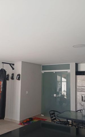 Casa de condomínio para alugar com 350m², 4 quartos e 4 vagas