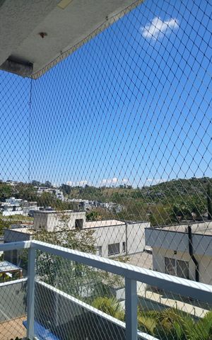 Casa de condomínio para alugar com 350m², 4 quartos e 4 vagas