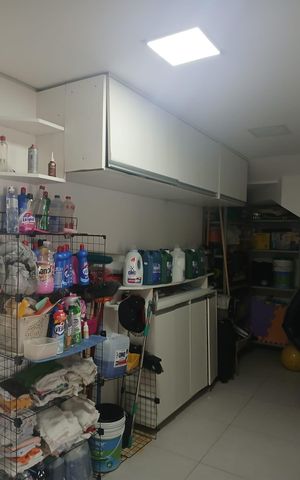 Casa de condomínio para alugar com 350m², 4 quartos e 4 vagas