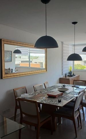 Casa de condomínio para alugar com 350m², 4 quartos e 4 vagas