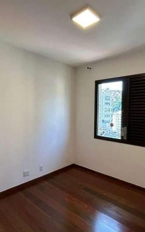 Apartamento à venda com 255m², 4 quartos e 4 vagas