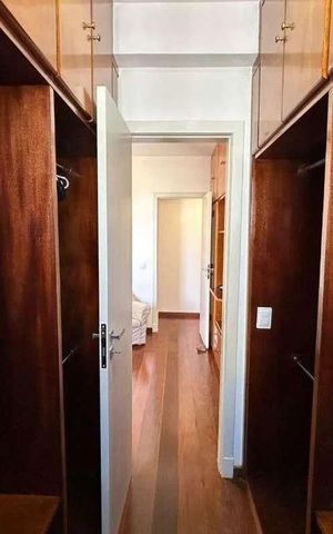 Apartamento à venda com 255m², 4 quartos e 4 vagas