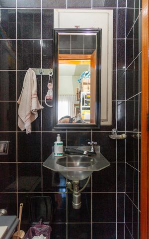 Casa à venda com 336m², 3 quartos e 4 vagasBanheiro Social