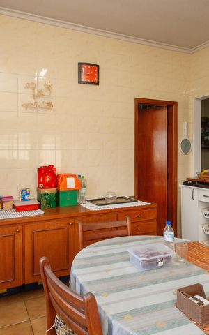 Casa à venda com 336m², 3 quartos e 4 vagasCozinha