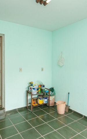 Casa à venda com 336m², 3 quartos e 4 vagasÁrea de Serviço