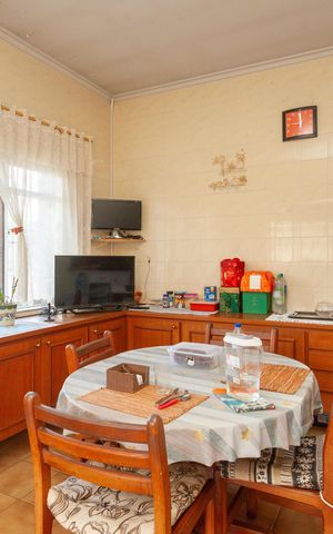 Casa à venda com 336m², 3 quartos e 4 vagasCozinha