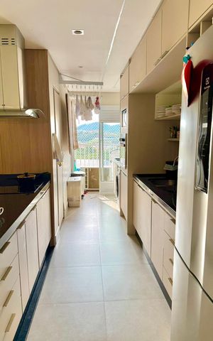Apartamento para alugar com 116m², 3 quartos e 2 vagas Apartamento para alugar com 116m², 3 quartos e 2 vagasCozinha e Área de Serviço
