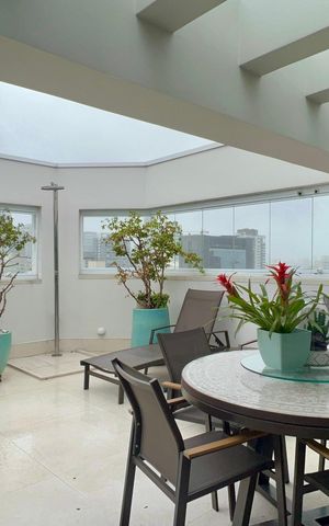 Apartamento para alugar com 200m², 3 quartos e 3 vagas Apartamento para alugar com 200m², 3 quartos e 3 vagasCobertura
